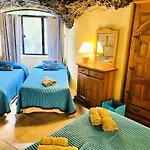 Large Heated Pool, Hot Tub, Bar, Games Room, Gym, 2 Caves, New Outdoor Kitchen Villa Atogo