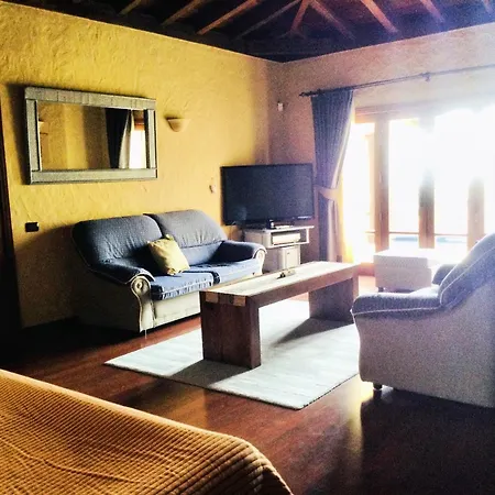 Villa Large Heated Pool, Hot Tub, Bar, Games Room, Gym, 2 Caves, New Outdoor Kitchen Atogo