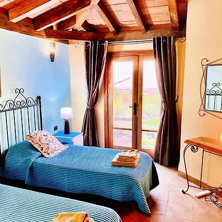 Toredo Large Heated Pool,hot Tub,bar/games Room,gym,cave, Free Wifi فيلة