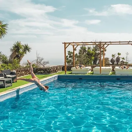 Toredo Large Heated Pool,hot Tub,bar/games Room,gym,cave, Free Wifi