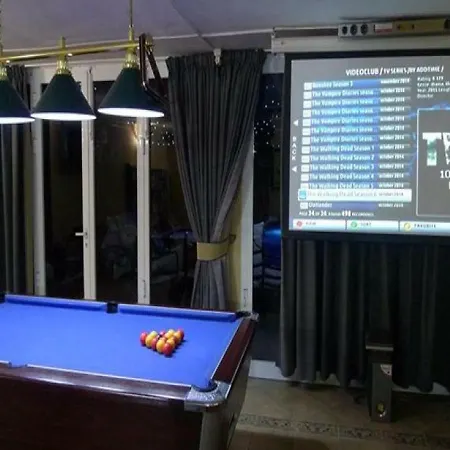 Large Heated Pool, Hot Tub, Bar, Games Room, Gym, 2 Caves, New Outdoor Kitchen * Atogo