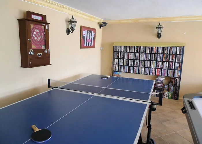 Large Heated Pool, Hot Tub, Bar, Games Room, Gym, 2 Caves, New Outdoor Kitchen Willa Atogo