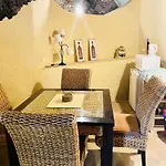 Large Heated Pool, Hot Tub, Bar, Games Room, Gym, 2 Caves, New Outdoor Kitchen Villa *