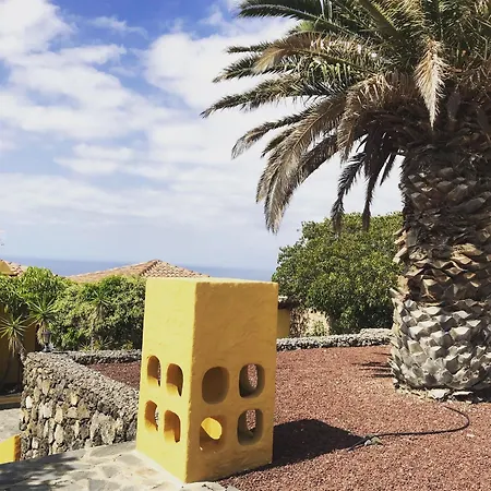 Large Heated Pool, Hot Tub, Bar, Games Room, Gym, 2 Caves, New Outdoor Kitchen Villa