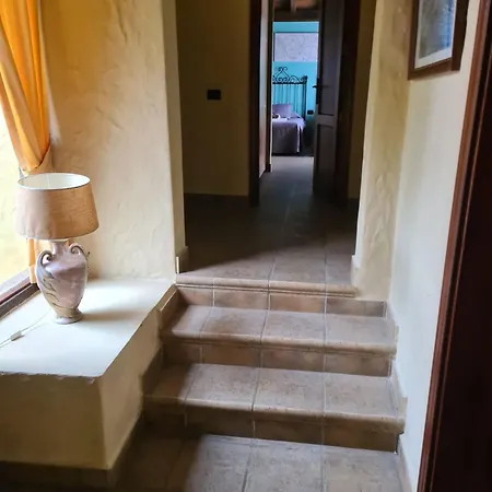 Villa Large Heated Pool, Hot Tub, Bar, Games Room, Gym, 2 Caves, New Outdoor Kitchen