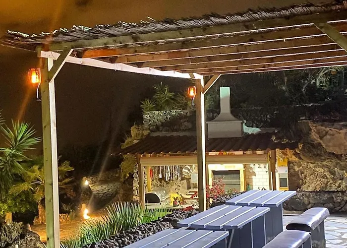 Large Heated Pool, Hot Tub, Bar, Games Room, Gym, 2 Caves, New Outdoor Kitchen Βίλα Atogo
